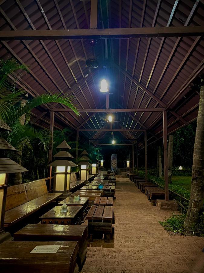 Exotica Beach Retreats Diveagar Bagian luar foto