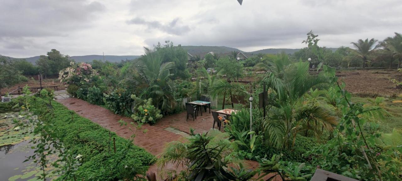 Exotica Beach Retreats Diveagar Bagian luar foto