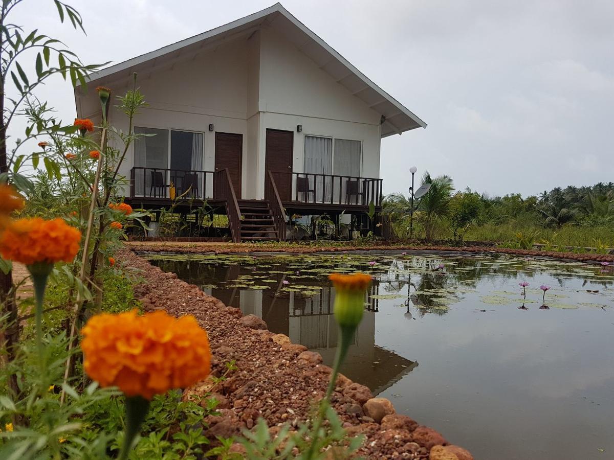 Exotica Beach Retreats Diveagar Bagian luar foto